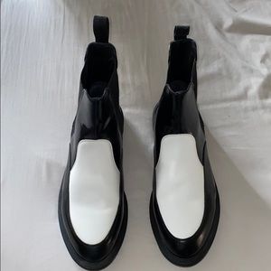 Amelia Dr Martens Boot